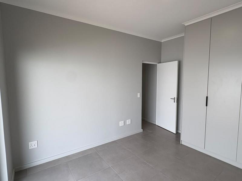 To Let 2 Bedroom Property for Rent in Capri Western Cape